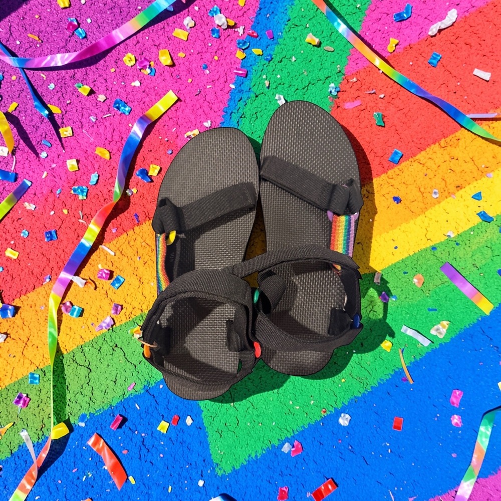 Teva Original Universal Mens Black Rainbow Sandals‎ Pride Size 10 NWT
